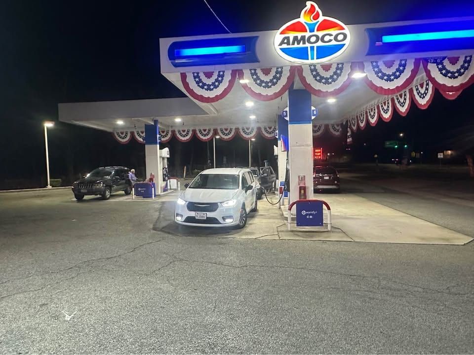 Amoco Gas Station, C-Store & Repair Shop, Seaford, photo 2 of 10