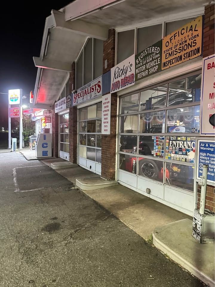 Amoco Gas Station, C-Store & Repair Shop, Seaford, photo 4 of 10