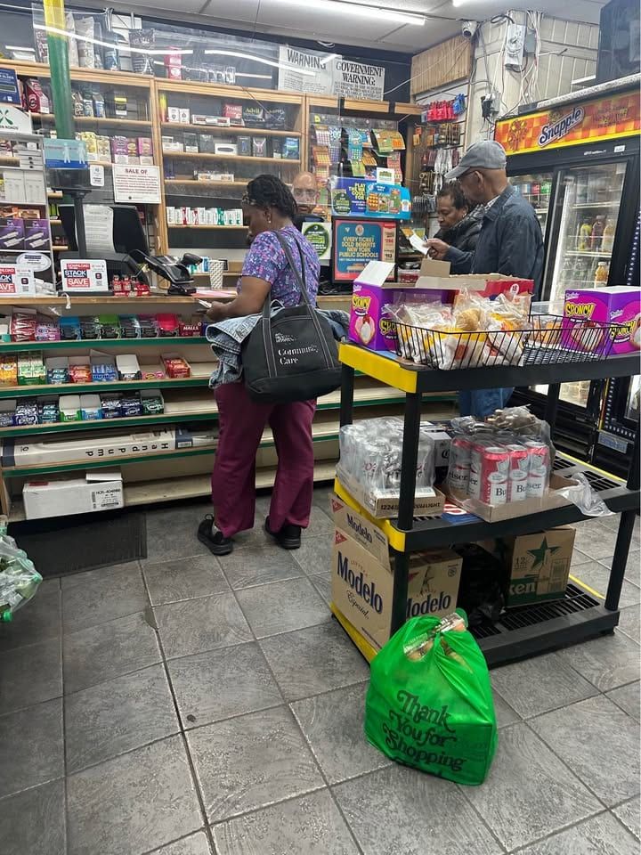 Conoco Gas Station, C-Store & Auto Repair with Real Estate, Uniondale, photo 5 of 10