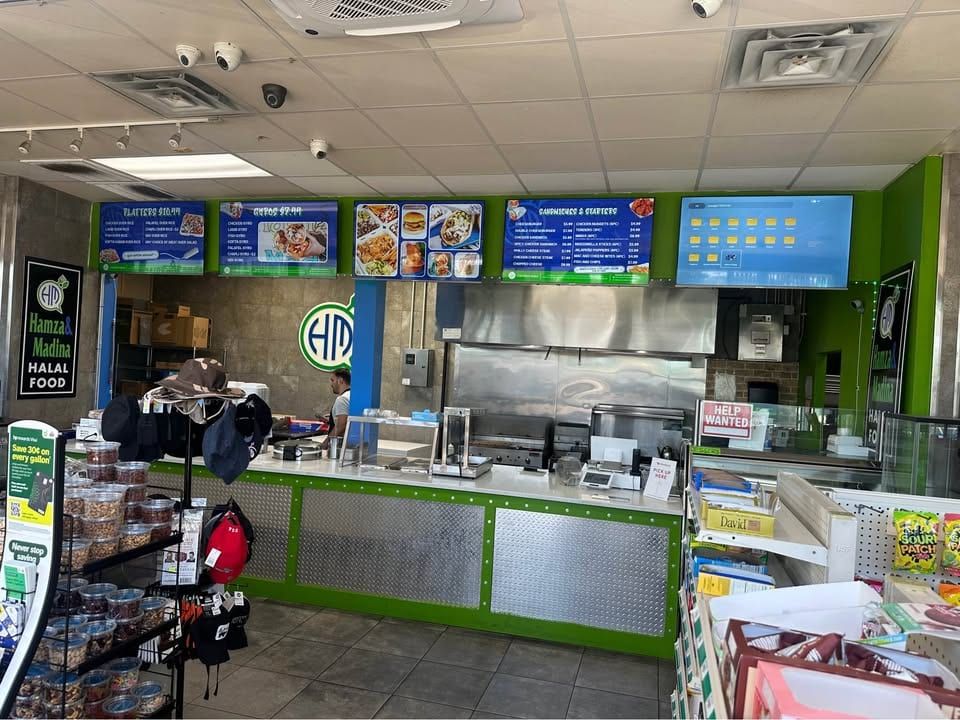 BP Gas Station, C-Store & Food Kitchen, Bethpage, photo 5 of 10