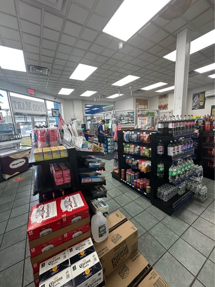 Valero Gas Station & C-Store, Bellmore, photo 5 of 10