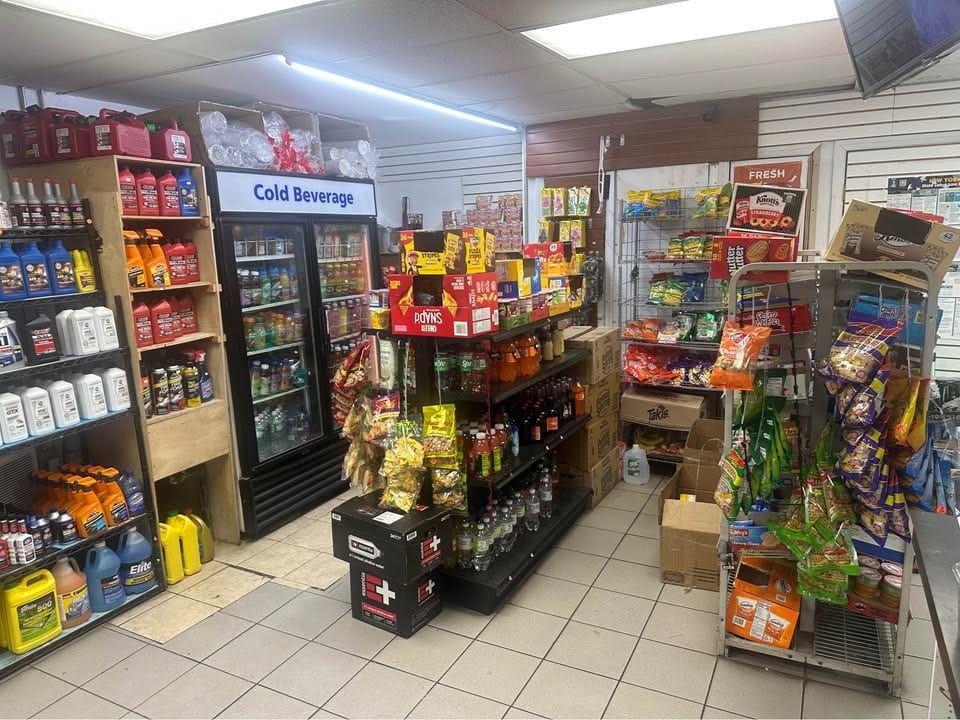 Unbranded Gas Station, C-Store & Auto Repair with Real Estate, Brooklyn, photo 6 of 10