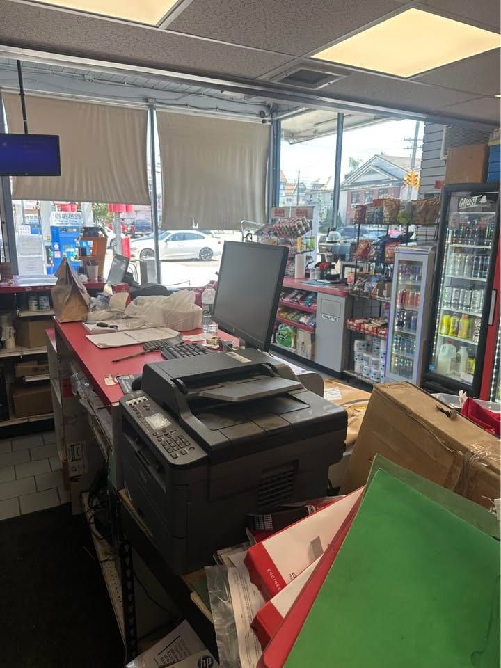 Exxon Gas Station, C-Store & Auto Repair, Glen Head, photo 6 of 10