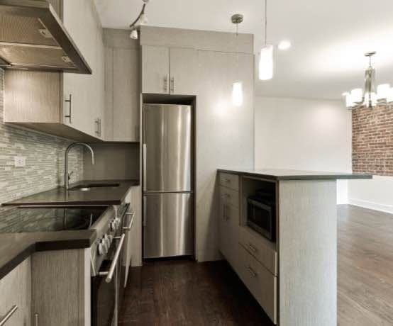 Hell's Kitchen Brownstone: 5 Free-Market Apartments, photo 7 of 18