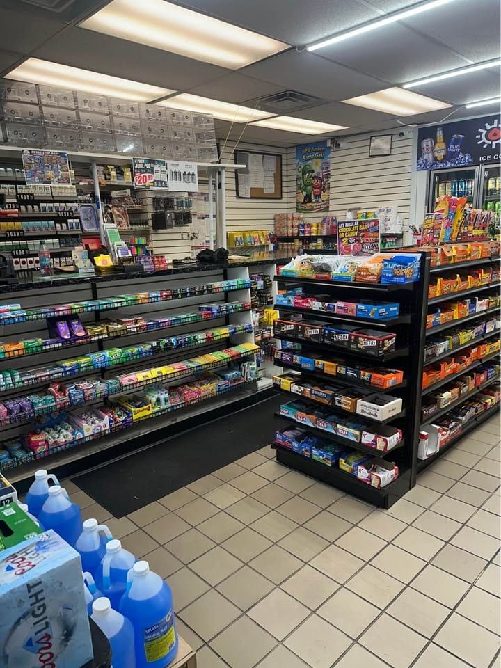 Amoco Gas Station, C-Store & Repair Shop, Seaford, photo 7 of 10