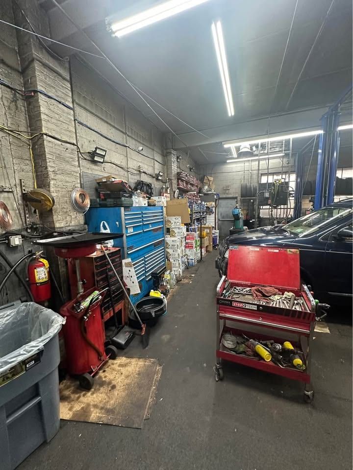 Shell Gas Station, C-Store & 3-Bay Repair Shop with Real Estate, East Meadow, photo 8 of 10