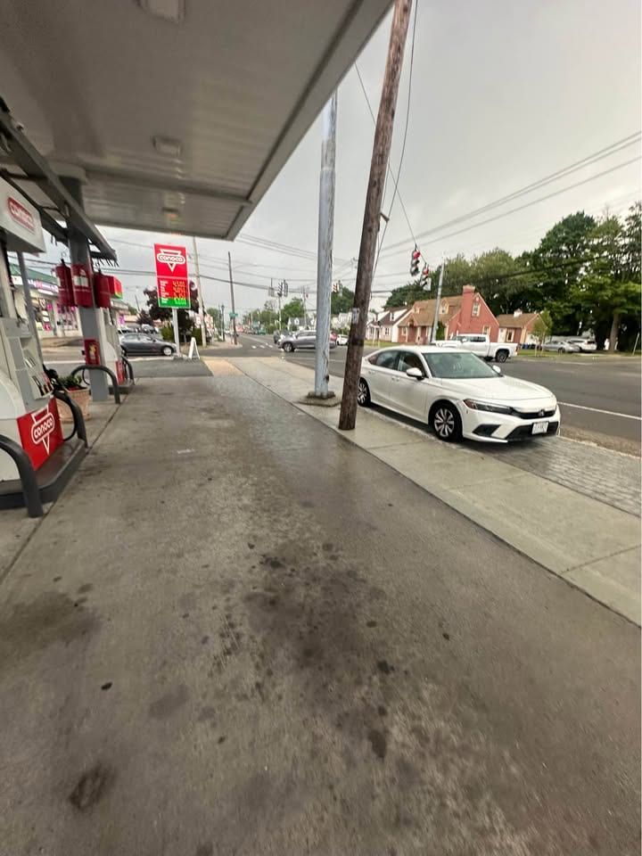 Conoco Gas Station, C-Store & Auto Repair with Real Estate, Uniondale, photo 10 of 10